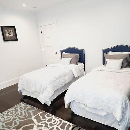 Charming And Comfortable! Medford Esterno foto