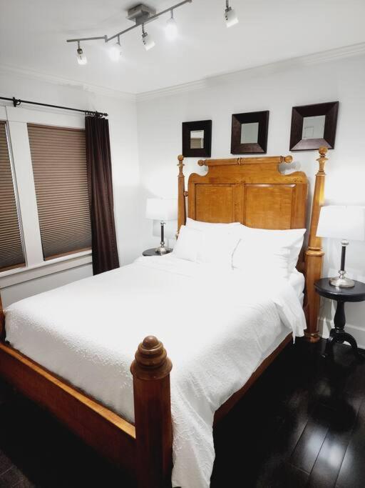 Charming And Comfortable! Medford Esterno foto