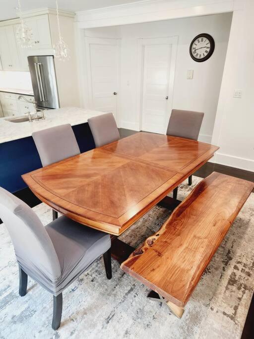 Charming And Comfortable! Medford Esterno foto