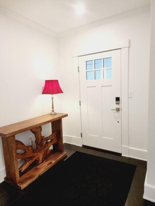 Charming And Comfortable! Medford Esterno foto